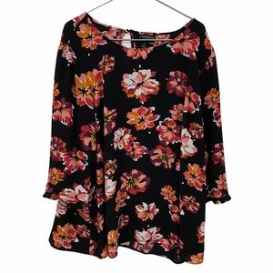 Lane Bryant Floral print 3/4 sleeve keyhole top